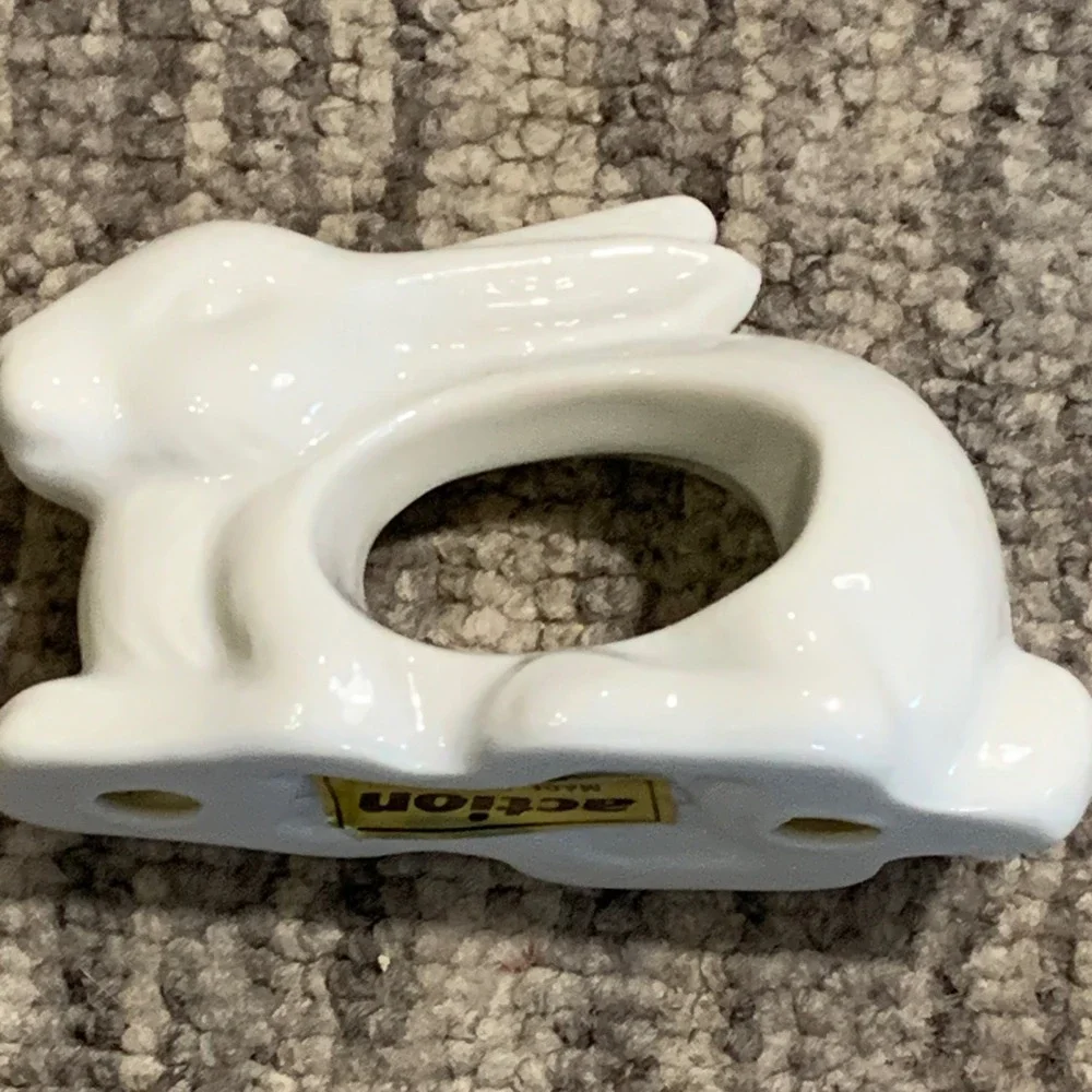 Action Porcelain Napkin Rings Set of 4 Farm Animals‎ Made in Japan Vintage 1984